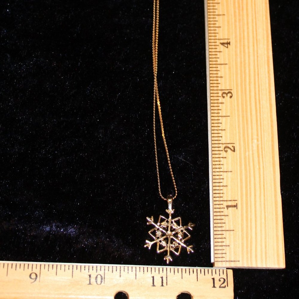 Snowflake Charm Necklace